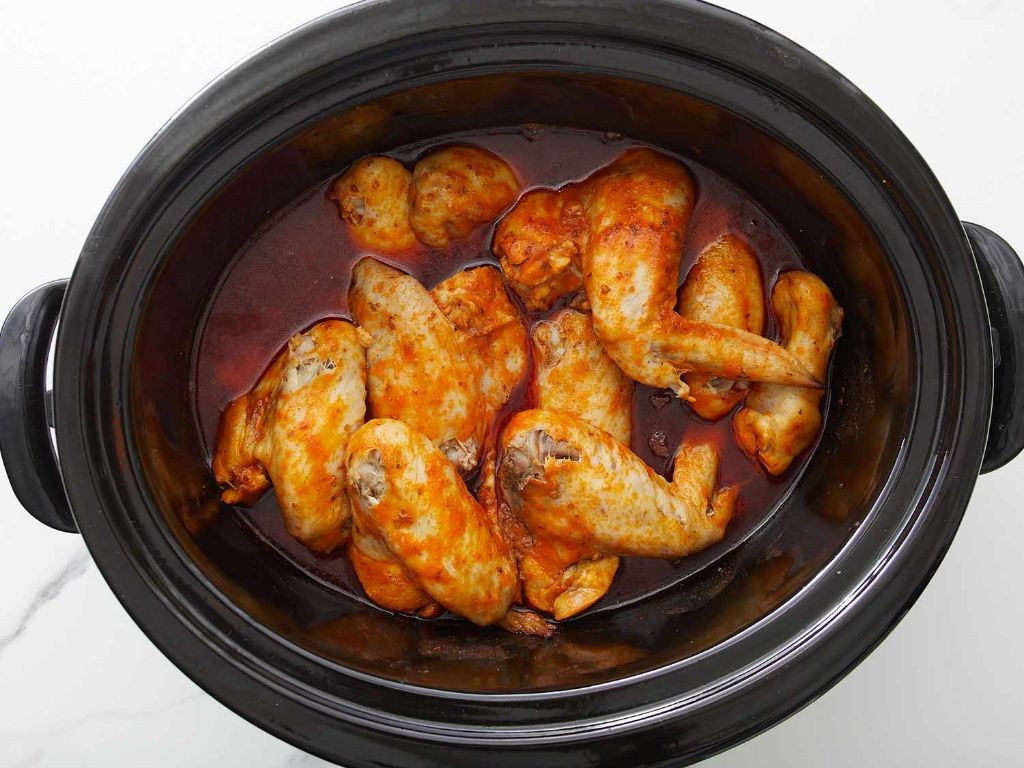 Crock Pot Buffalo Bone-In Chicken Wings