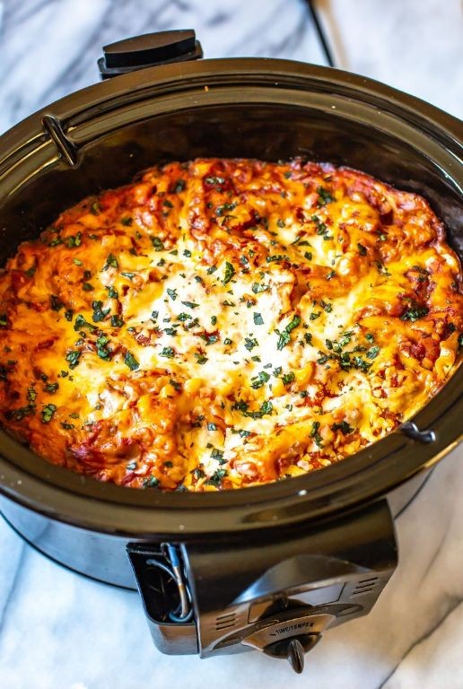 Crockpot Lasagna with Meatballs and Marinara