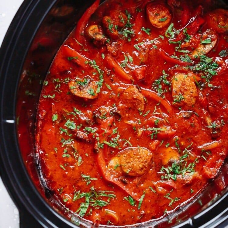 Crockpot Lasagna with Roasted Red Peppers and Italian Sausage