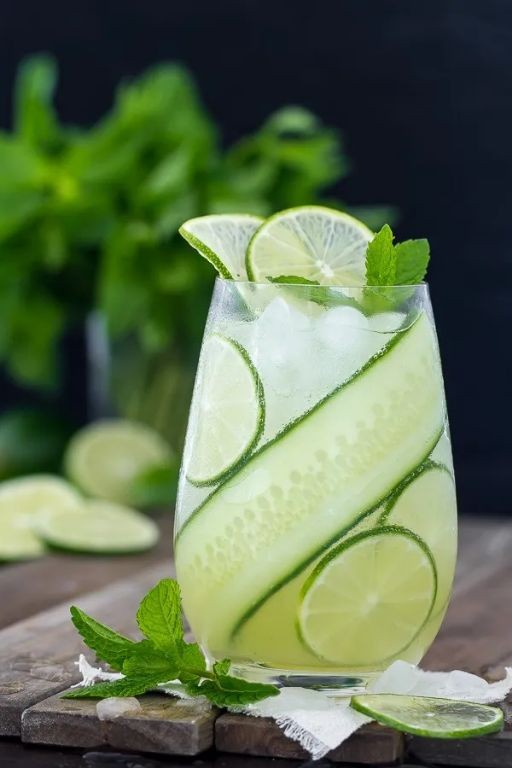 Cucumber Mint Gin Cooler