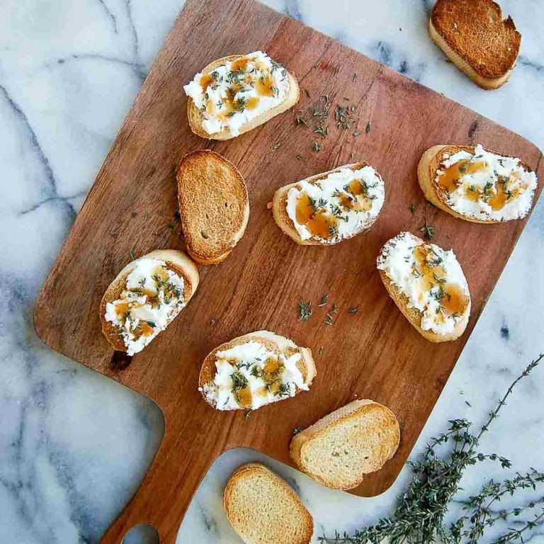 Dubliner Cheese and Honey Crostini
