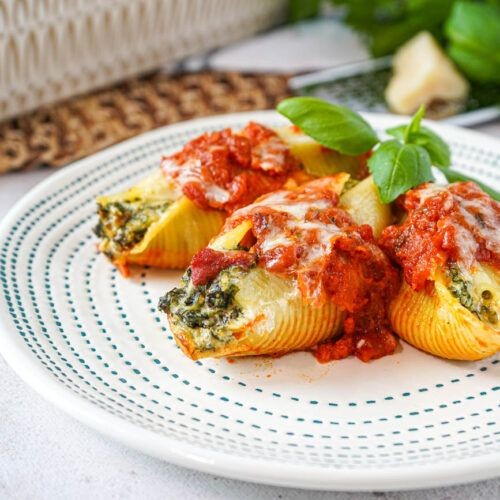 Dubliner Cheese and Kale Stuffed Shells