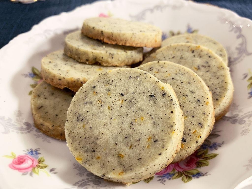 Earl Grey Tea-Infused Shortbread Cookies