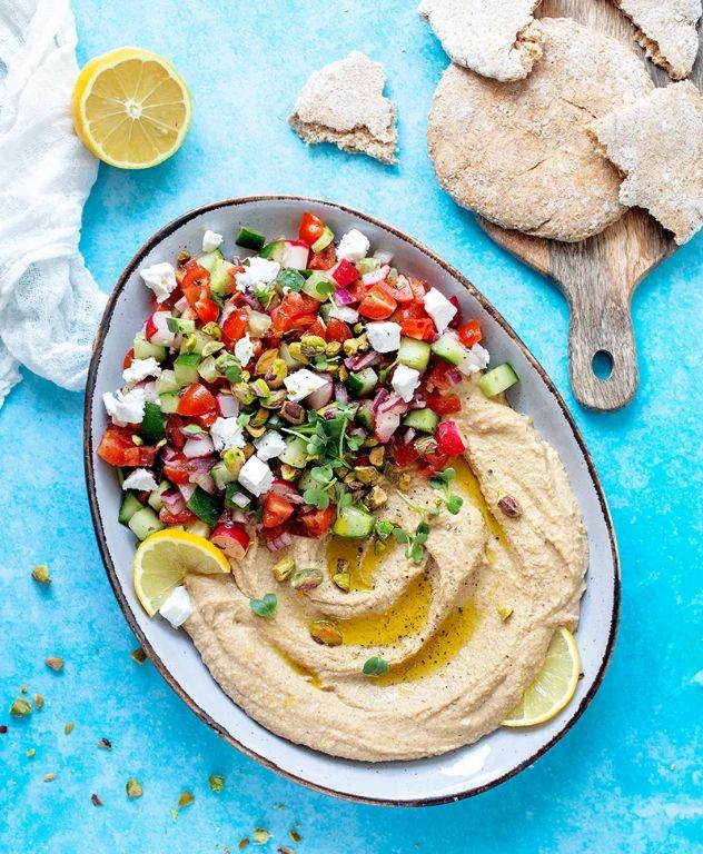 Easy Homemade Hummus with Pita
