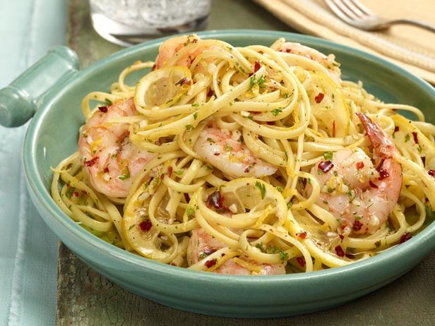 Easy Shrimp Scampi with Linguine