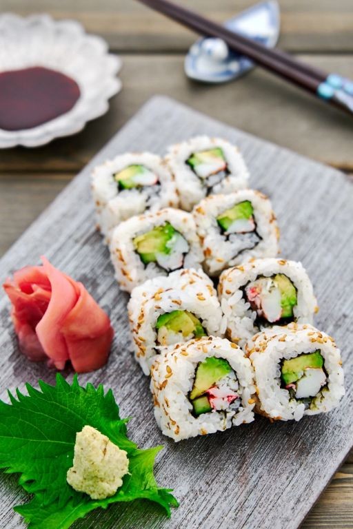 Egg White Sushi Rolls with Crab and Cucumber