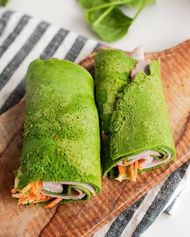 Egg and spinach whole wheat wrap