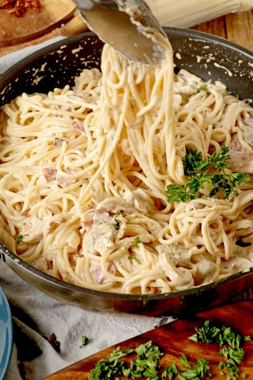 Eggless Carbonara with Creamy Sauce
