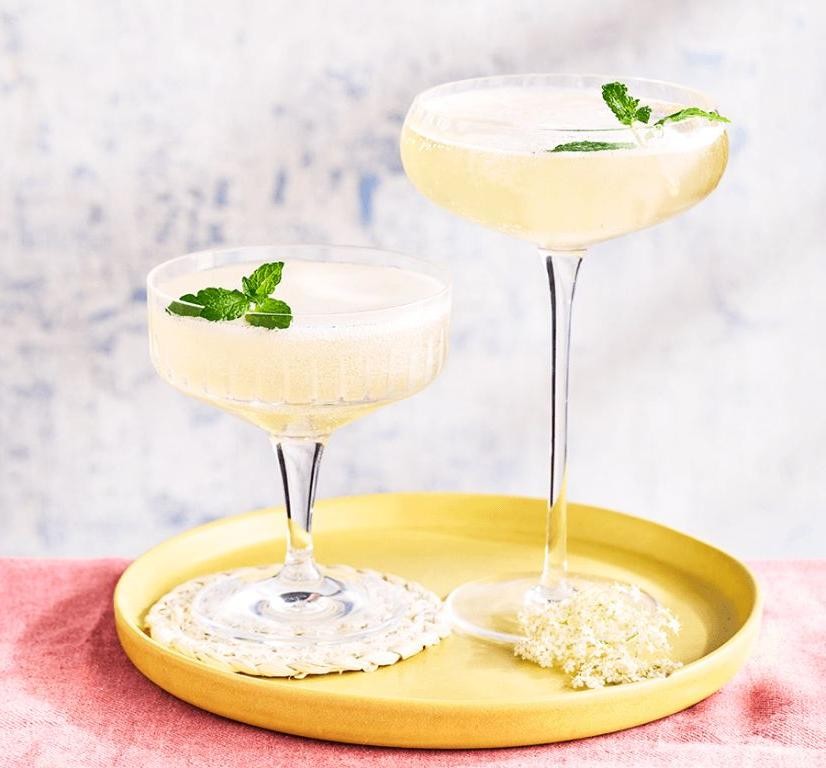 Elderflower Gin Fizz