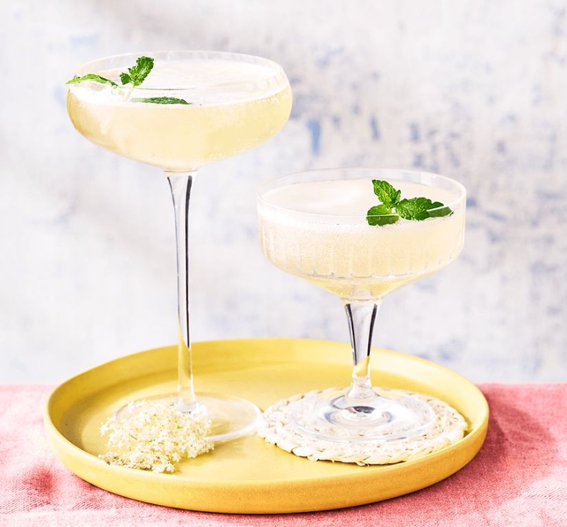 Elderflower Gin Fizz