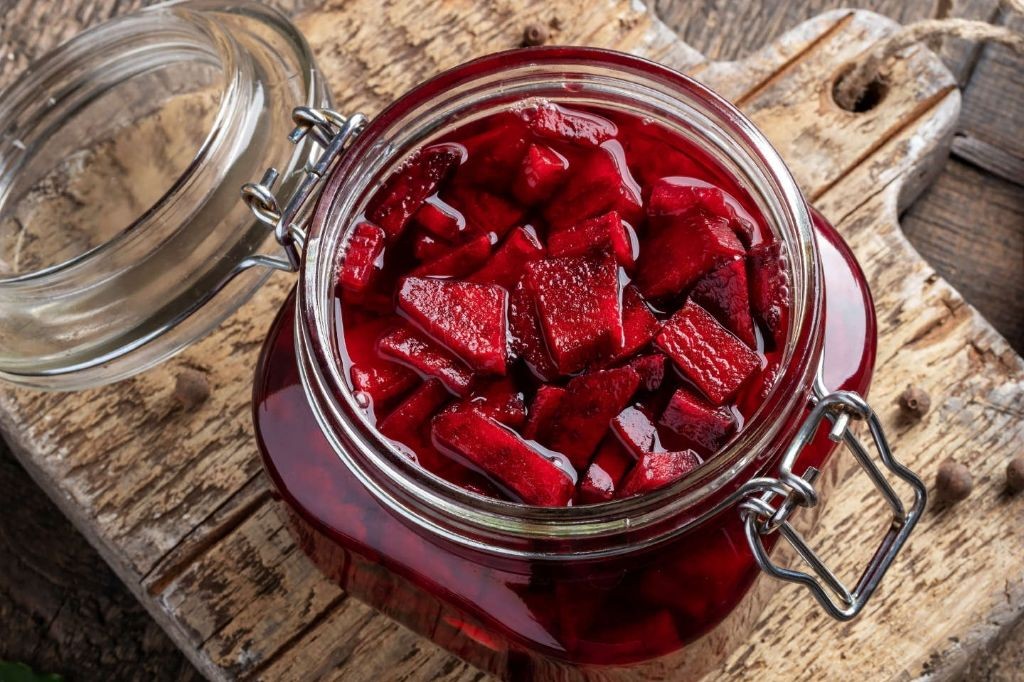 Fermented beet kvass