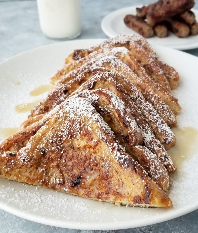 French Toast with Powdered Sugar