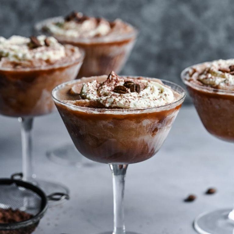 18 Refreshing Frozen Cocktail Recipes for Summer