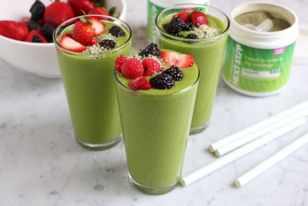 Frozen Fruit and Spinach Green Smoothie