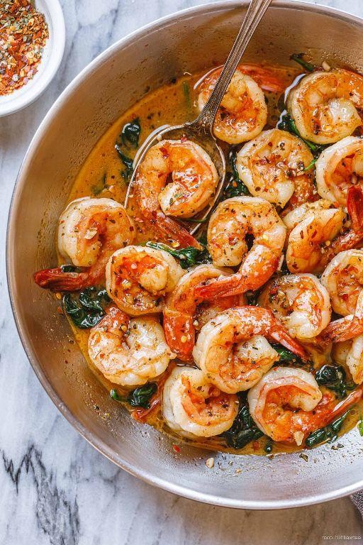 Garlic Butter Shrimp and Spinach Salad