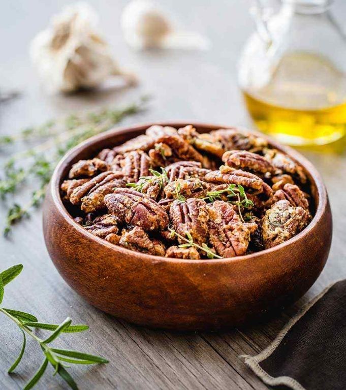 Garlic Herb Roasted Pecans