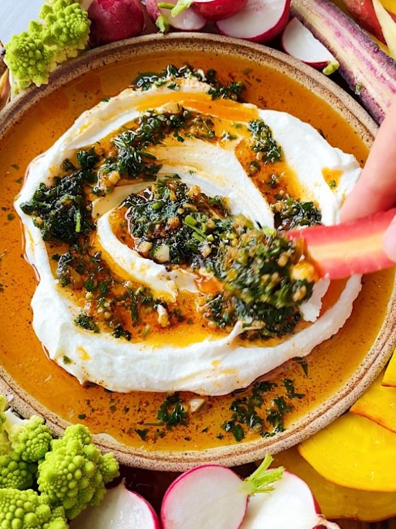 Garlic Herb Yogurt Dip