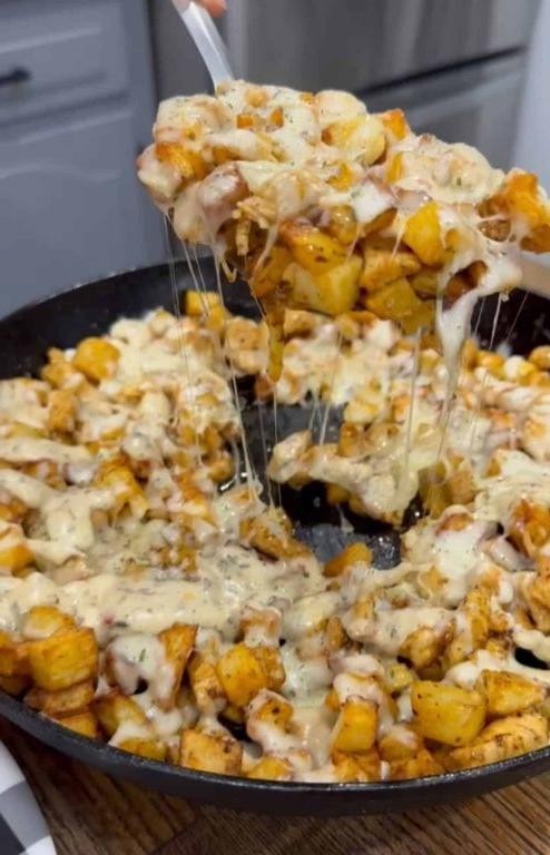 Garlic Parmesan Chicken and Potato Bake