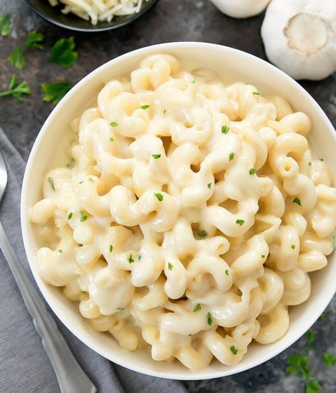 Garlic Parmesan Macaroni Casserole