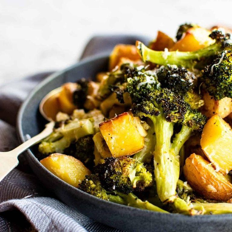 Garlic Roasted Potatoes and Broccoli