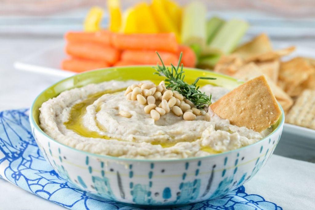 Garlicky White Bean Dip with Crudités