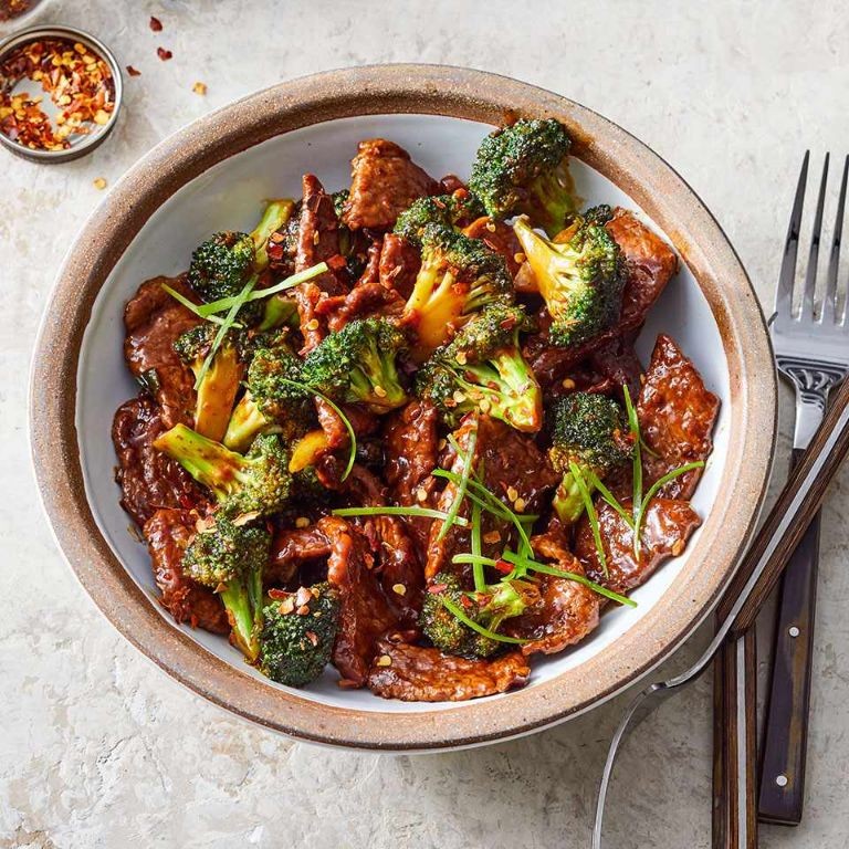 Ginger Beef and Broccoli Stir-Fry