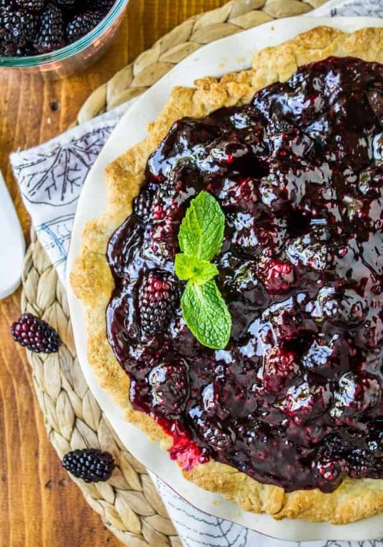 Gluten-Free Blackberry Pie with Almond Flour Crust