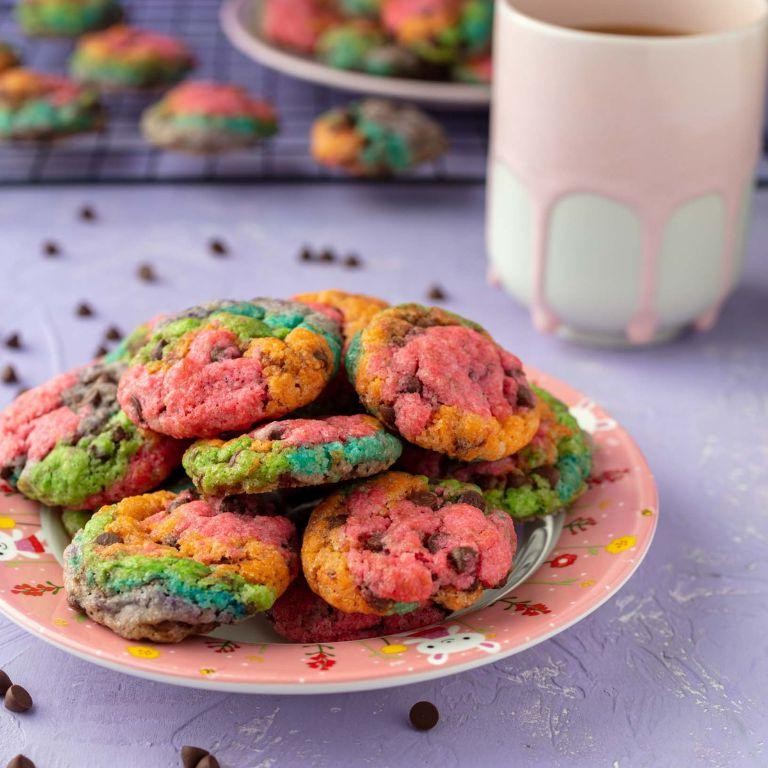 Gluten-Free Rainbow Chocolate Chip Cookies