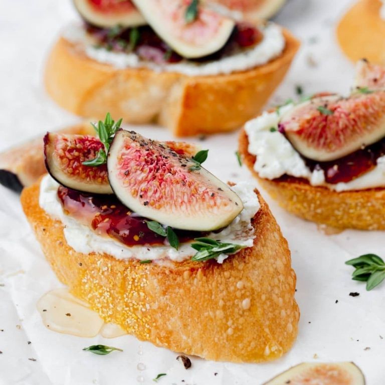 Goat Cheese and Fig Crostini