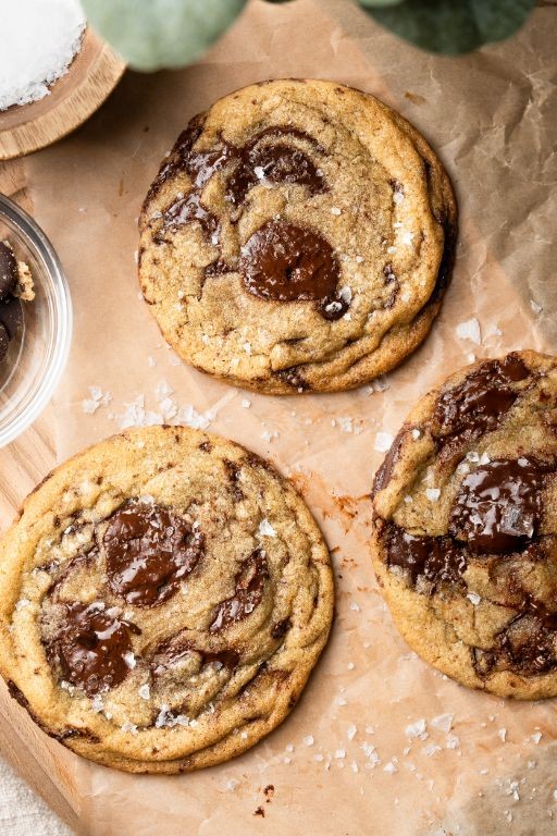 Gooey Chocolate Chip Cookies