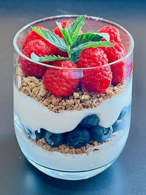 Grape Nuts Yogurt Parfait