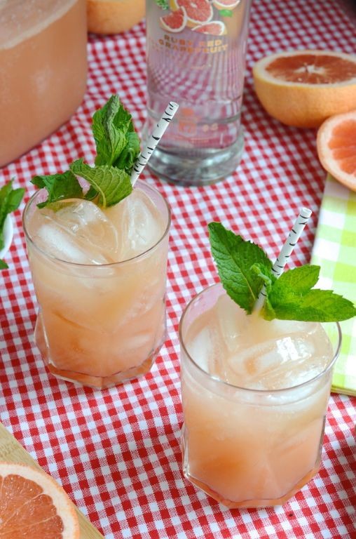 Grapefruit Mint Spritzer