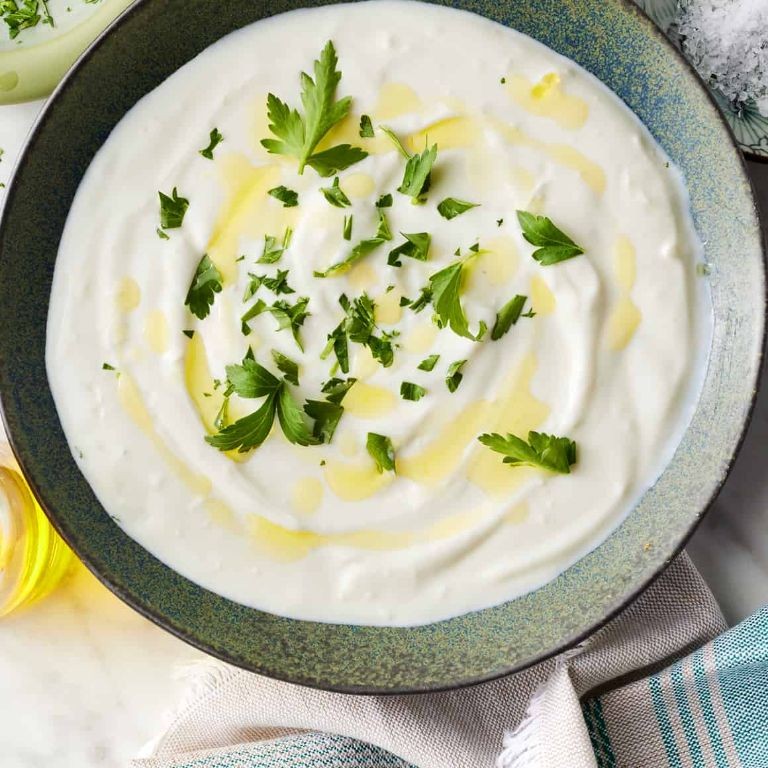 Greek Yogurt Garlic Dip