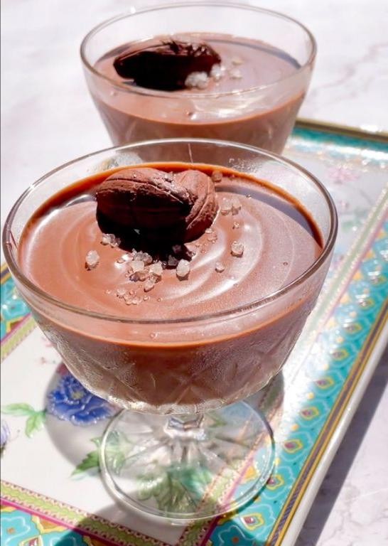 Greek Yogurt and Dark Chocolate Mousse