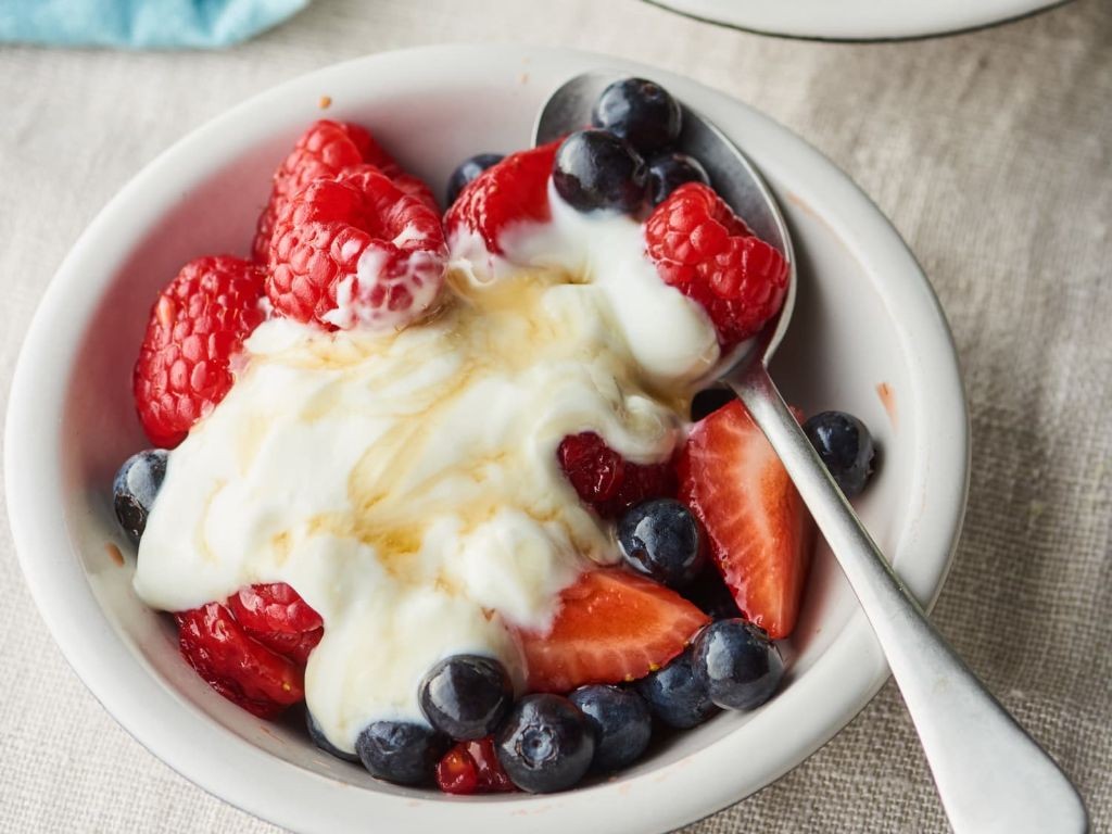 Greek Yogurt with Berries and Honey