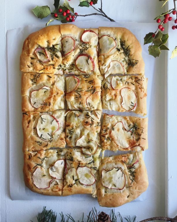 Green Apple and Rosemary Focaccia Bread