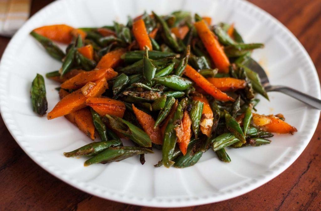 Green Bean and Carrot Stir-Fry
