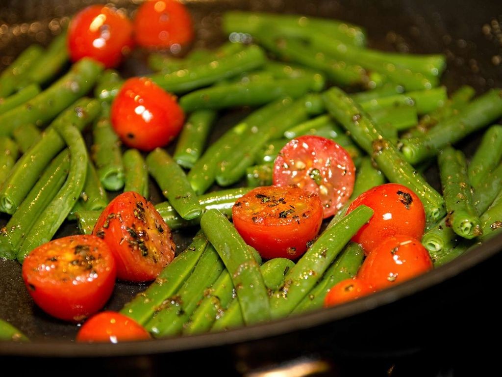 Green Bean and Tomato Medley