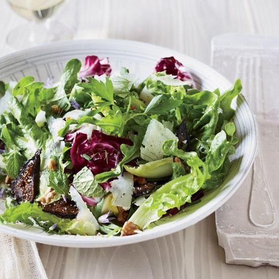 Green Fig and Walnut Salad