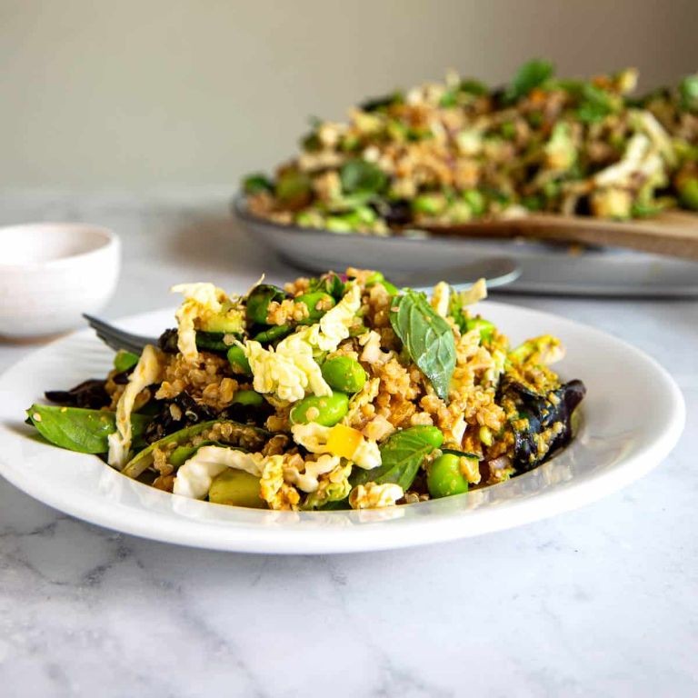 Green Tea Infused Quinoa and Edamame Bowl
