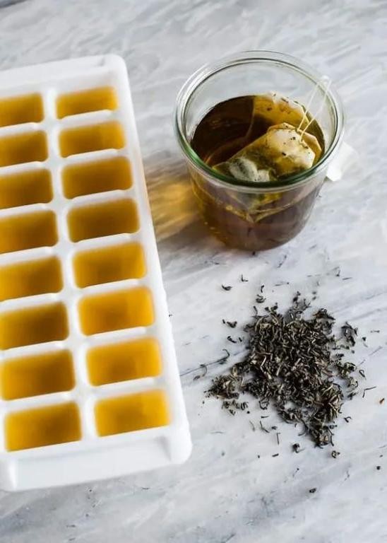 Green tea ice cubes