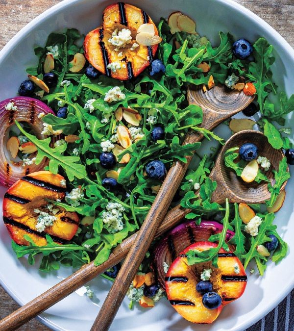 Grilled Arugula and Peach Salad with Honey Dressing