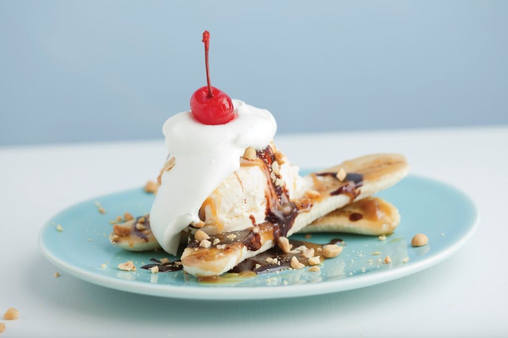 Grilled Banana Split with Caramel Sauce