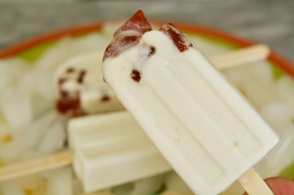 Guava and Coconut Popsicles