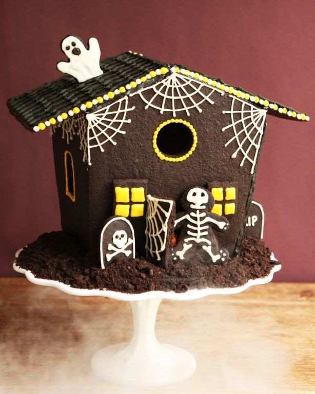 19 Spooky Halloween Food Recipes for a Frightful Feast