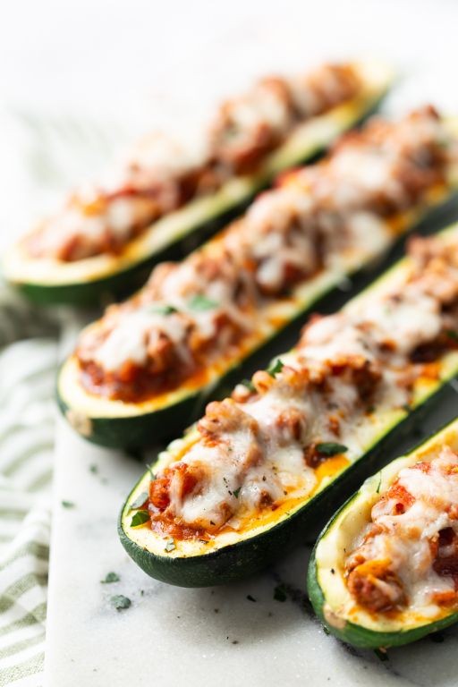 Healthy Slow Cooker Beef and Zucchini Boats