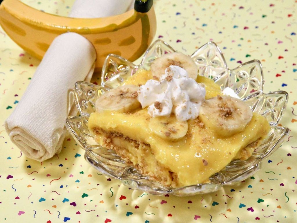 Homemade Banana Pudding with Graham Cracker Crust
