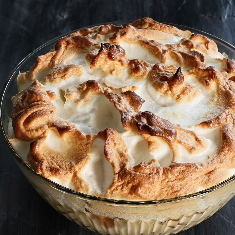 Homemade Banana Pudding with Meringue Topping