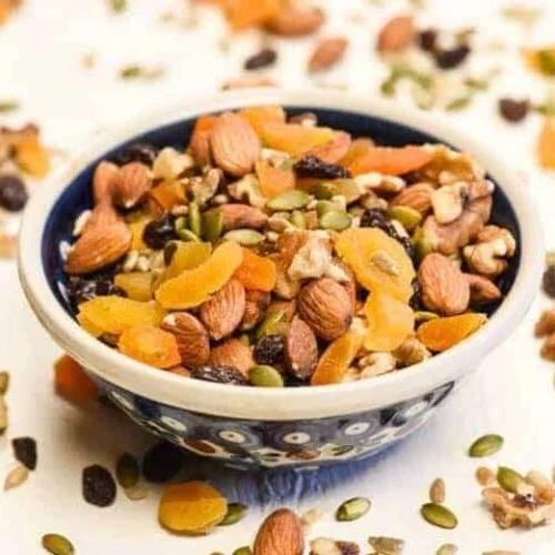 Homemade Trail Mix with Nuts and Seeds