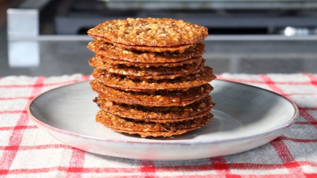 Honey and Nut Florentine Lace Cookies